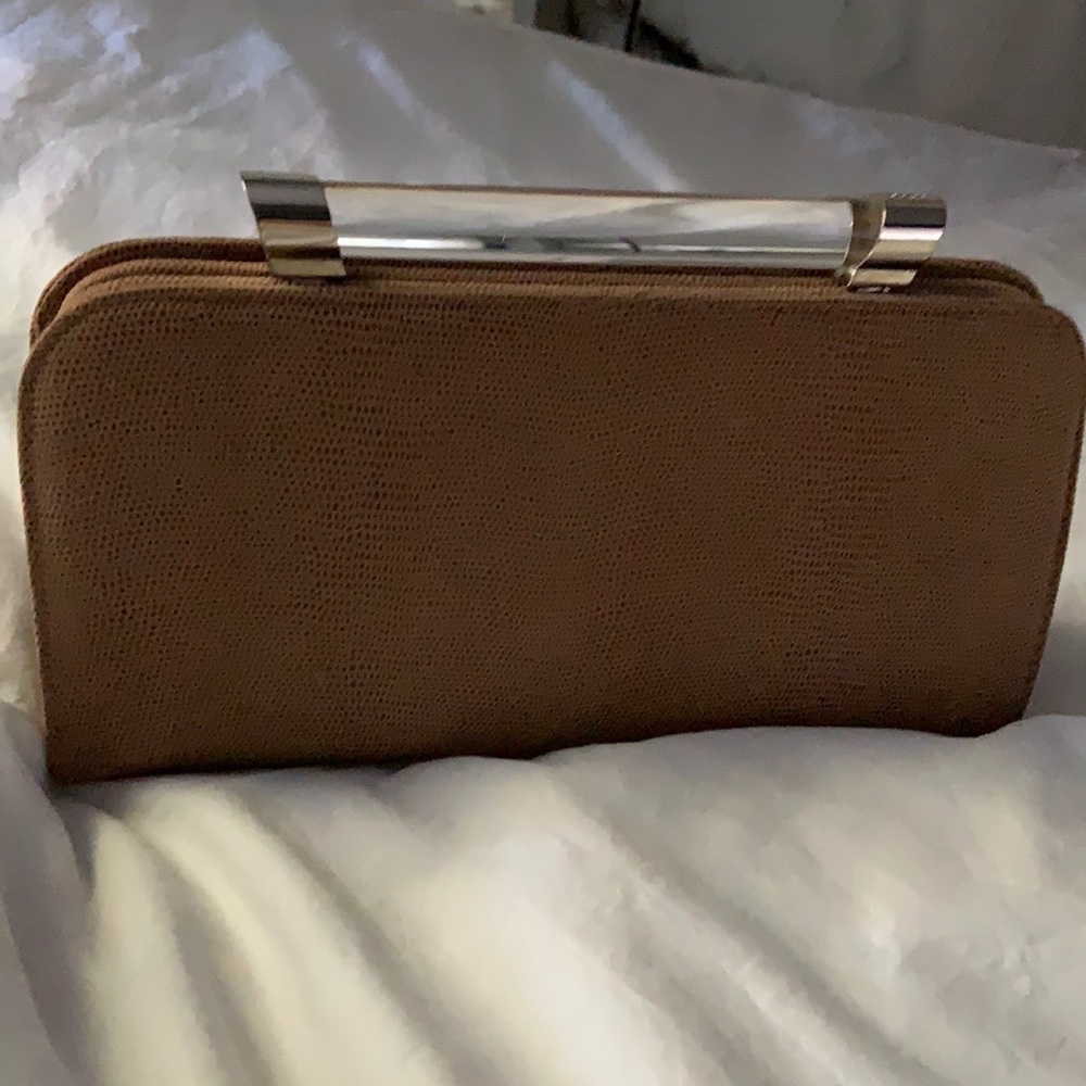 RODO BEIGE TAN LIGHT BROWN TEXTURED CONVERTIBLE CLUTCH BAG LUCITE HANDLE